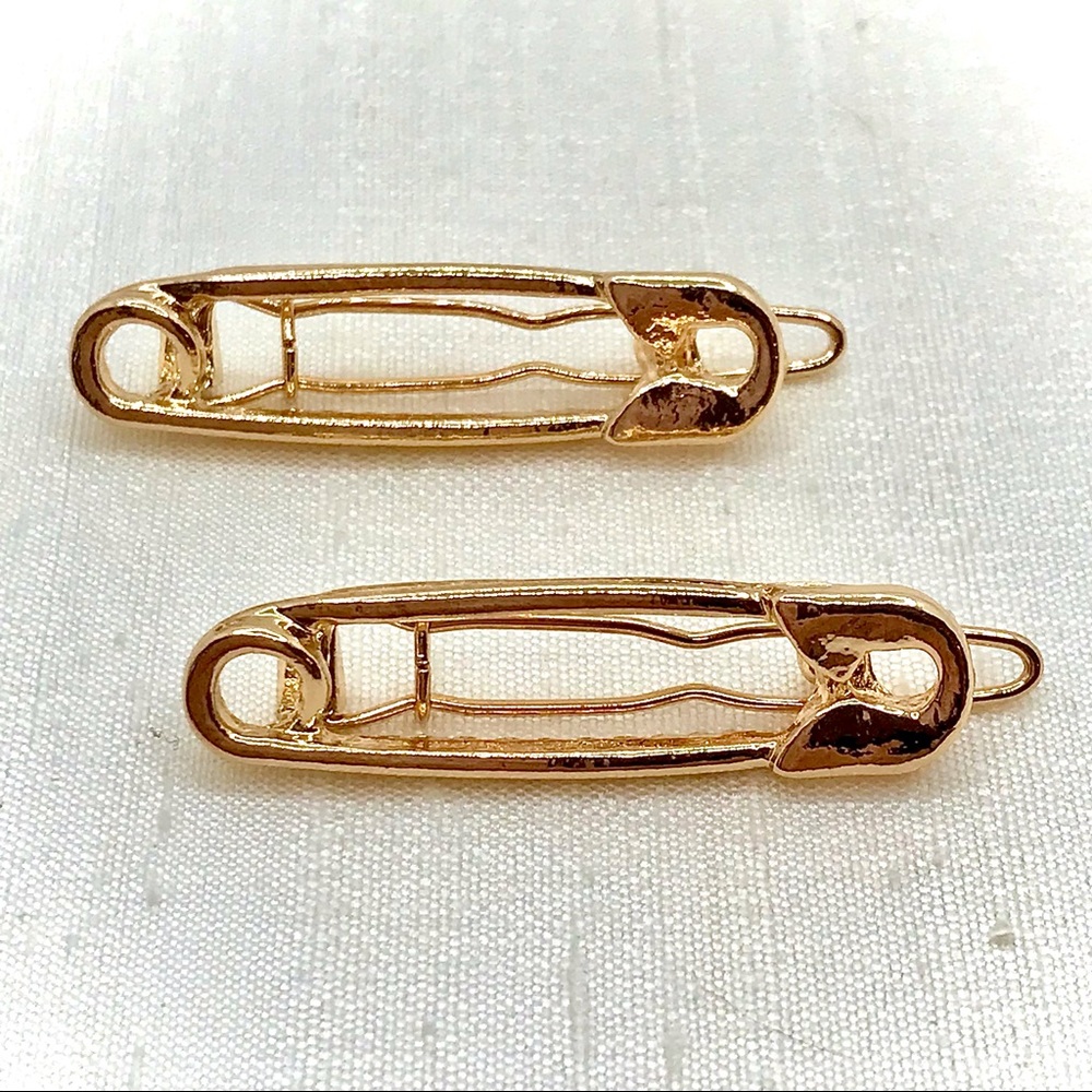 🧷🧷Gold Safety Pin Barrettes🧷🧷 - Picture 6 of 6